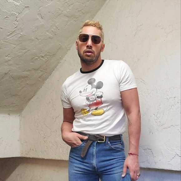 Meet your Posher, Eric - Picture 4 of 12